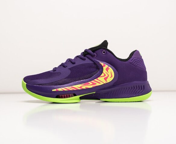 Nike Zoom Freak 4 purple